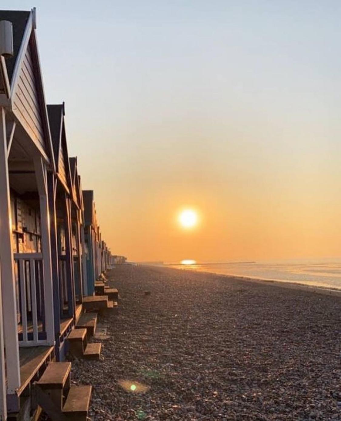 Evening Tide Hotel Herne Bay Buitenkant foto